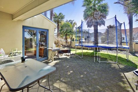 Photo of property in 17 Kopu Drive, Pyes Pa, Tauranga, 3112