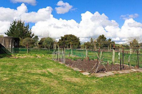 Photo of property in 100 Macgibbon Road, Waitahora, Dannevirke, 4971