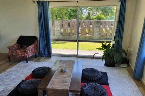 Photo of property in 1/58 Paynters Avenue, Strandon, New Plymouth, 4312