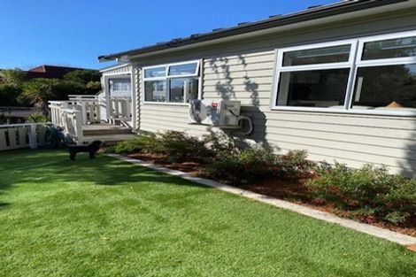 Photo of property in 14 Sale Street, Cockle Bay, Auckland, 2014