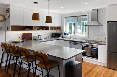 Photo of property in 18 Melrose Street, Wallaceville, Upper Hutt, 5018