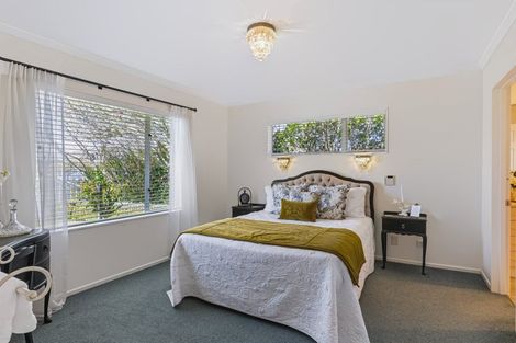 Photo of property in 6 Edna Wills Place, Hawera, 4610