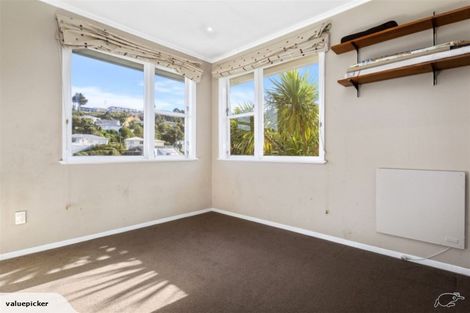 Photo of property in 1 Angell Street, Johnsonville, Wellington, 6037