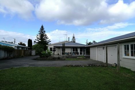 Photo of property in 16 Johnson Street, Bulls, 4818