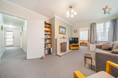 Photo of property in 38 Hunter Street, Taita, Lower Hutt, 5011