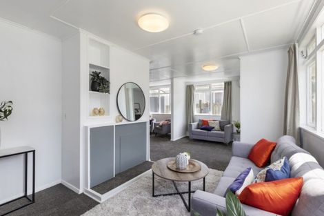 Photo of property in 35 Hanson Grove, Stokes Valley, Lower Hutt, 5019