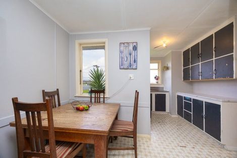 Photo of property in 44 Cambridge Street, Milson, Palmerston North, 4414