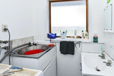 Photo of property in 30a Puhinui Road, Manukau, Auckland, 2104