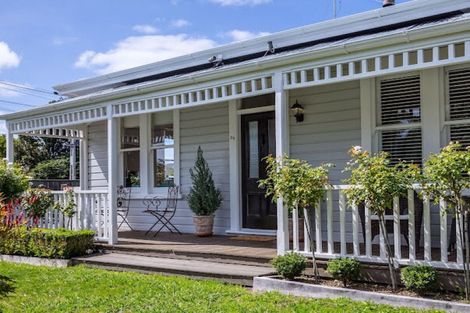 Photo of property in 28 Cork Street, Martinborough, 5711