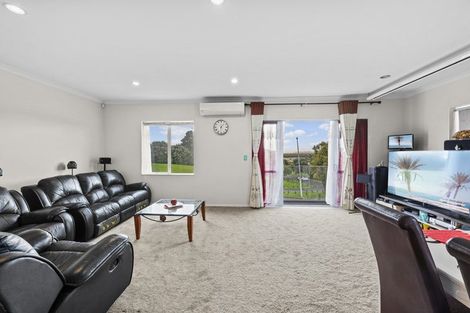Photo of property in 57 Pitt Avenue, Clendon Park, Auckland, 2103