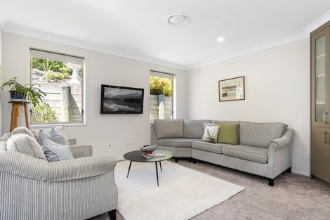Photo of property in 28 Cotswold Place, Ohauiti, Tauranga, 3112