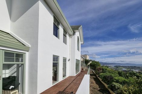 Photo of property in 95 Viewmont Drive, Harbour View, Lower Hutt, 5010