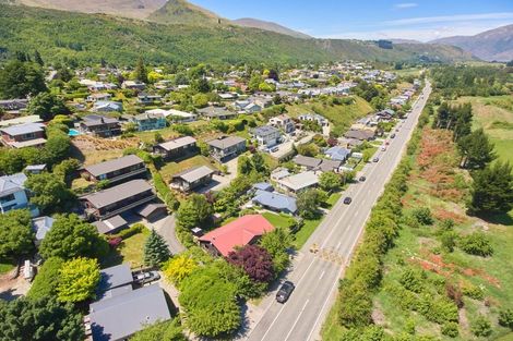 Photo of property in 5 Mcdonnell Road, Arrowtown, 9302