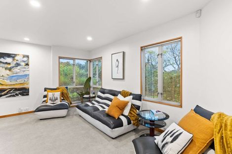 Photo of property in 114 Mccormacks Bay Road, Mount Pleasant, Christchurch, 8081