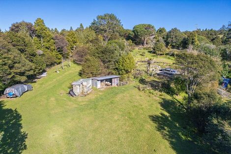 Photo of property in 341 Kanohi Road, Kaukapakapa, 0873