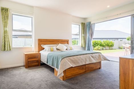 Photo of property in 8 Piper Street, Halswell, Christchurch, 8025