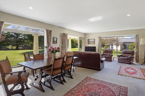 Photo of property in 100 School Road, Yaldhurst, Christchurch, 7676