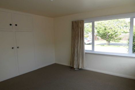 Photo of property in 8 Clonbern Place, Upper Riccarton, Christchurch, 8041