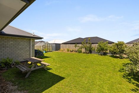 Photo of property in 25 Chris Drive, Rolleston, 7614