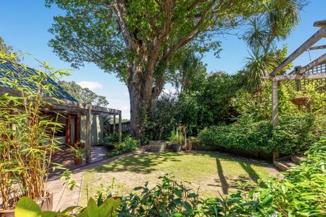 Photo of property in 11 Clinton Road, Tawharanui Peninsula, Warkworth, 0986