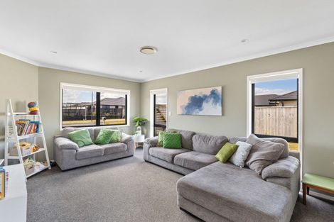 Photo of property in 21 Longstaff Drive, Bell Block, New Plymouth, 4312