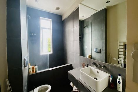 Photo of property in 1/39 Anglesea Street, Freemans Bay, Auckland, 1011