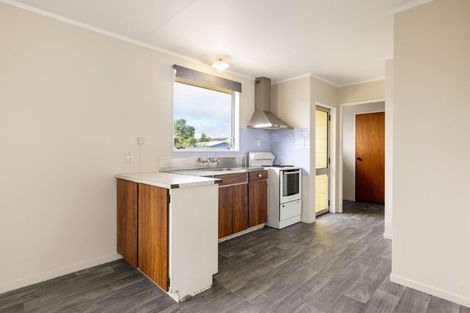 Photo of property in 2 Kim Lane, Nawton, Hamilton, 3200