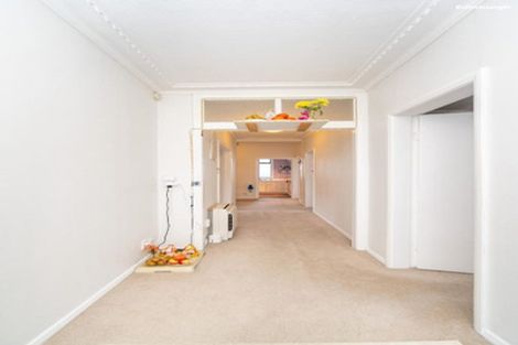 Photo of property in 35 Hargest Crescent, Saint Kilda, Dunedin, 9012