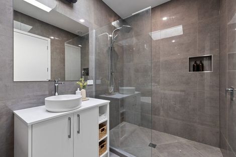 Photo of property in 10a Silvester Street, Woolston, Christchurch, 8023