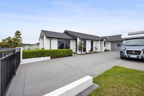 Photo of property in 22 Keene Drive, Bell Block, New Plymouth, 4312