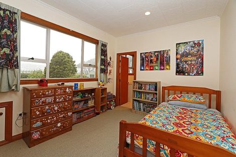 Photo of property in 232 Ngariki Road, Rahotu, Opunake, 4684