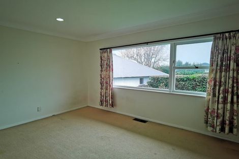 Photo of property in 3 Santa Rosa Terrace, Forrest Hill, Auckland, 0620