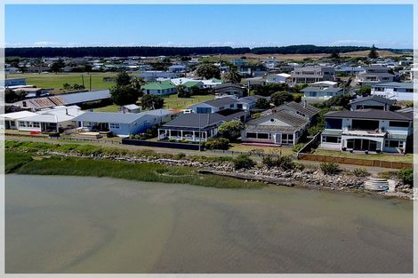 Photo of property in 9 Rosvall Place, Foxton Beach, Foxton, 4815