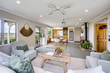 Photo of property in 58 Nilgiri Road, Poraiti, Napier, 4182