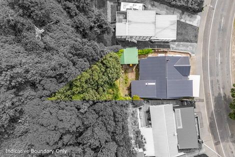 Photo of property in 141 Breaker Bay Road, Breaker Bay, Wellington, 6022