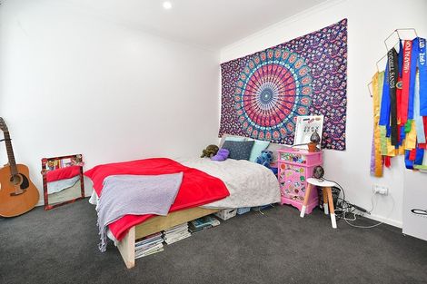 Photo of property in 87 Sheffield Road, Helensville, 0875