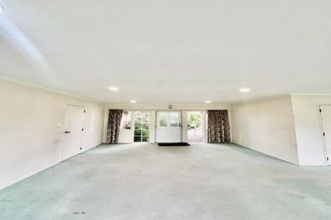 Photo of property in 546 Don Buck Road, Westgate, Auckland, 0614