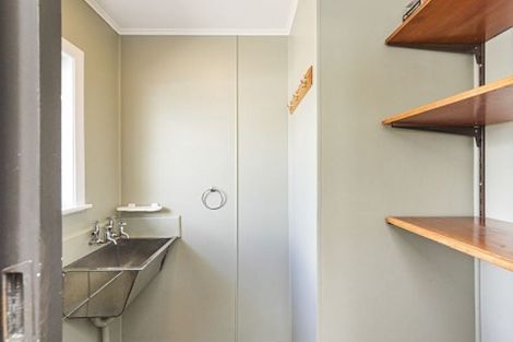 Photo of property in 10 Catlins Crescent, Milson, Palmerston North, 4414