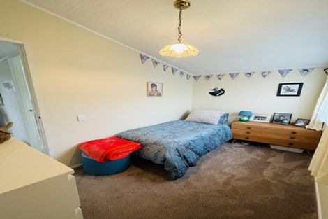 Photo of property in 6 Kekerenga Street, Strathmore Park, Wellington, 6022