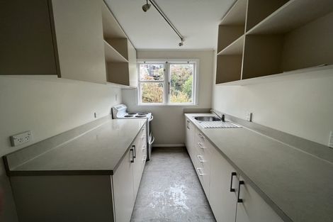 Photo of property in 64 Raroa Road, Kelburn, Wellington, 6012