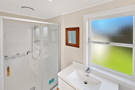 Photo of property in 832 Whangaparaoa Road, Manly, Whangaparaoa, 0930