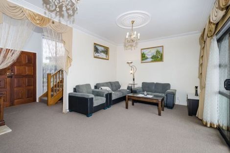 Photo of property in 16 Tatyana Place, Massey, Auckland, 0614