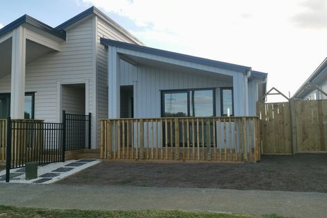 Photo of property in 9a Tributary Parade, Karaka, Papakura, 2113