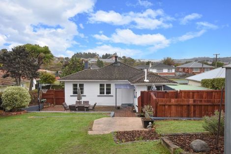 Photo of property in 33 North Taieri Road, Abbotsford, Dunedin, 9018