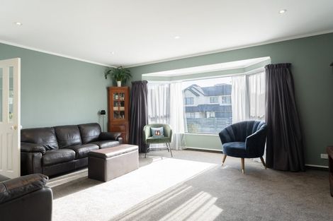 Photo of property in 7 Amesbury Drive, Churton Park, Wellington, 6037