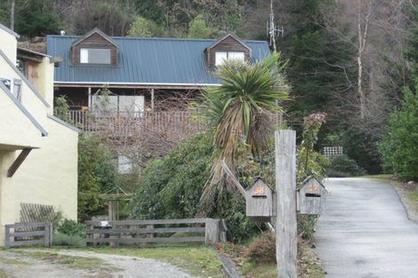 Photo of property in 37 Bowen Street, Queenstown, 9300