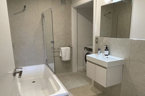 Photo of property in 6c Miller Place, Sunshine Bay, Queenstown, 9300