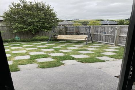 Photo of property in 38 Willowside Place, Amberley, 7410