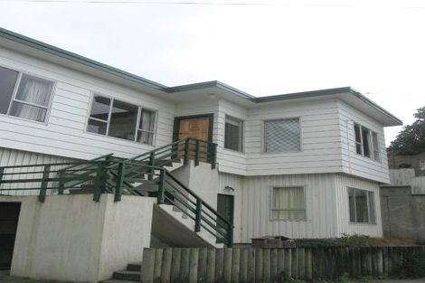 Photo of property in 1 Houghton Bay Road, Houghton Bay, Wellington, 6023