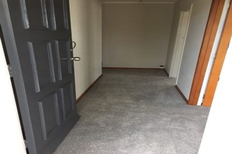 Photo of property in 22 Gossamer Drive, Pakuranga Heights, Auckland, 2010